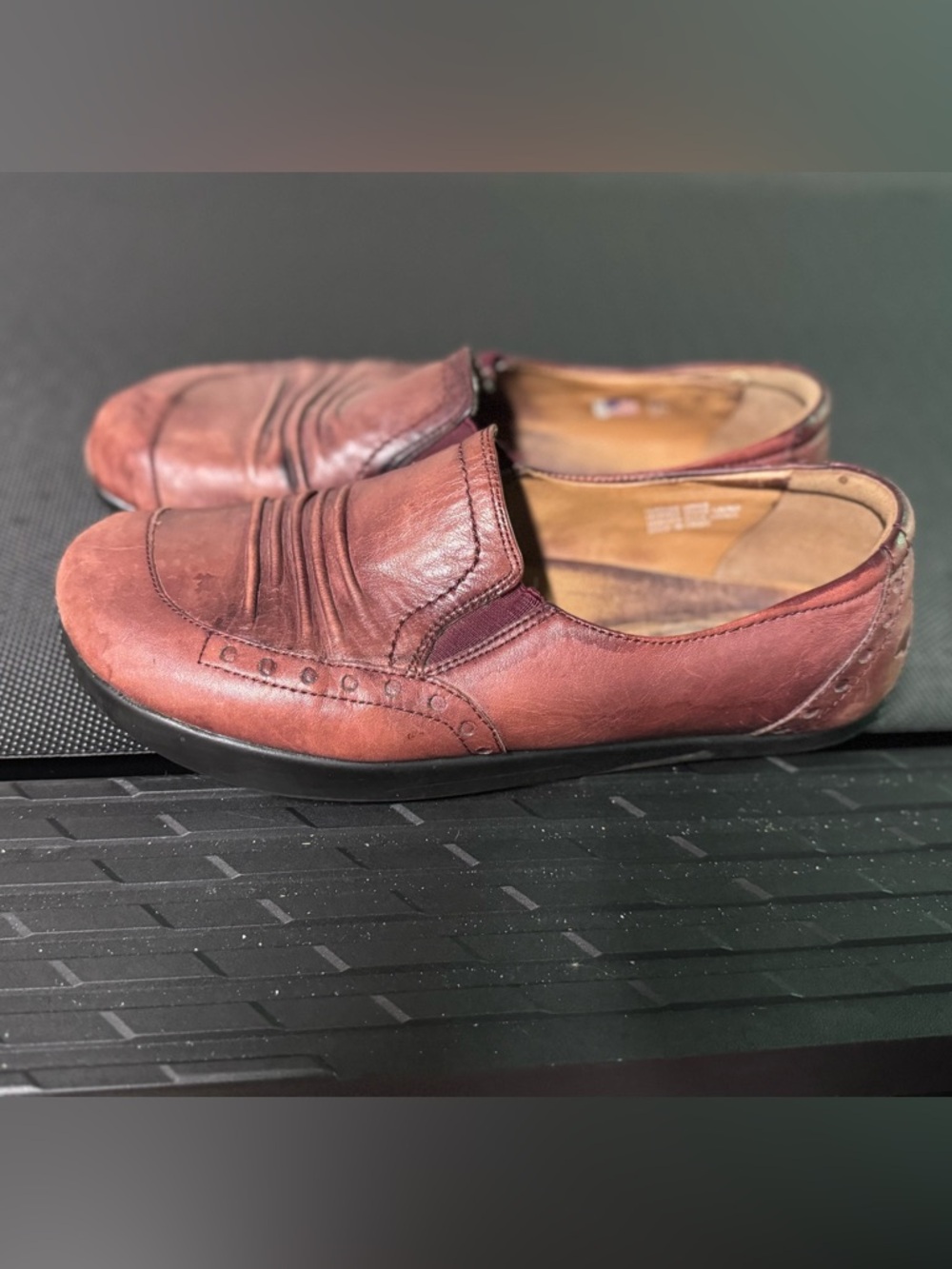 Kalso Earth Shake Merlot Leather Exer-Clog Slip-On Shoes – Women’s Size 9.5